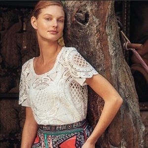 Anthropologie Blue Tassel Brand White Lace Short-Sleeved Shirt. Size S.